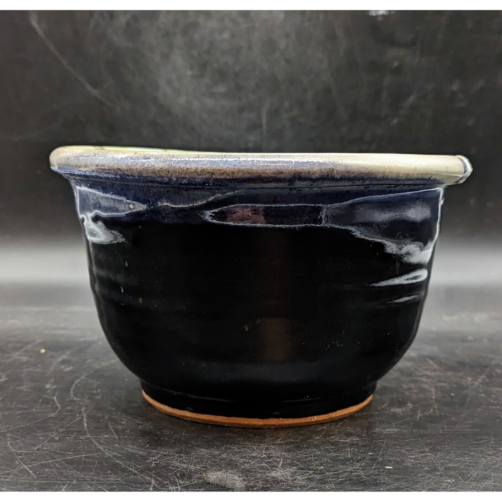 Vintage Handmade Studio Art Pottery Blue Drip Glaze‎ Decorative Bowl Signed 7.5"
